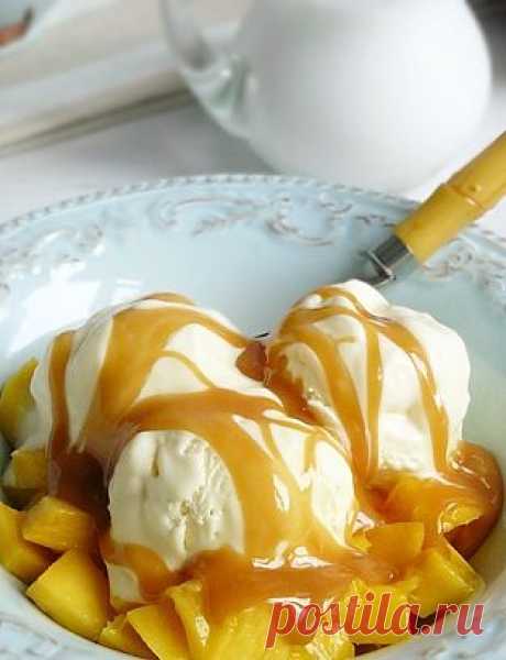 Десерт с манго и кокосовой карамелью!