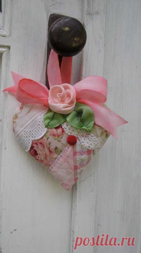 Quilted Heart Lavender Sachet - Pink Patchwork with Vintage Crochet and Silk…