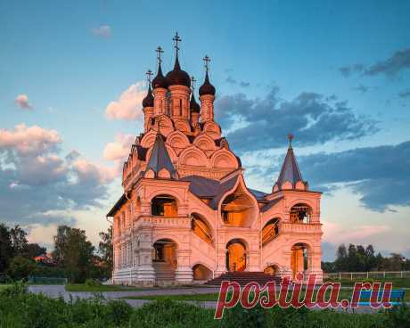 Храм Благовещения Пресвятой Богородицы в Тайнинском