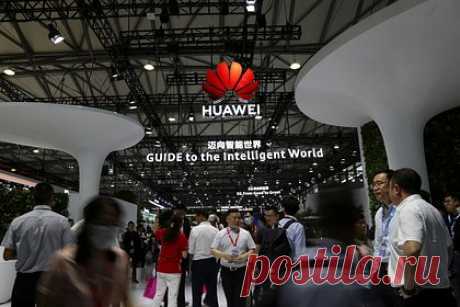 Huawei анонсировала запуск 5.5G. Китайская корпорация Huawei анонсировала запуск нового стандарта связи 5.5G. Представители компании рассказали о новом стандарте на мероприятии Mobile World Congress в Шанхае. В компании отметили, что соответствующие технологии уже прошли проверку, и тестовый запуск сетей 5.5G запланирован на первую половину 2024 года.