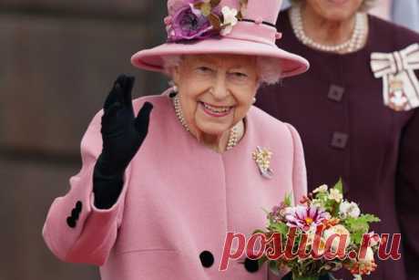 Елизавета II объявила имя следующей королевы Королева Великобритании Елизавета II назвала имя следующей королевы. Ее заявление цитируется в послании Букингемского дворца, которое приурочено к 70-летнему юбилею монарха на британском троне.Так, по словам Елизаветы II, когда ее сын принц Чарльз взойдет на престол, его супруга Камилла...