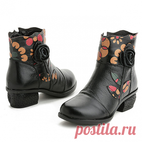 Designer SOCOFY Retro Splicing Handmade Flower Pattern Ankle Leather Boots - NewChic