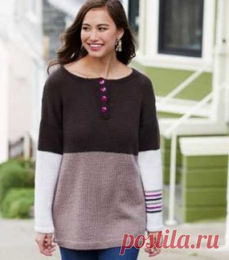 Пуловер Хенли-Этта Симпатичная модель женского пуловера, связанного на спицах 5 мм из мериноса. Свитер выполнен чулочной вязкой из пряжи различных цветов, удлиненный...