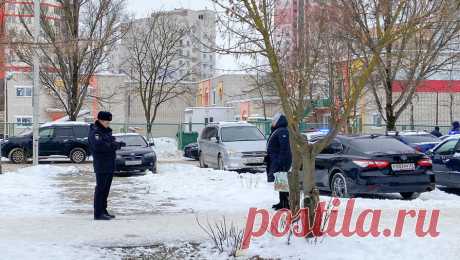 Детский омбудсмен отреагировала на стрельбу в брянской гимназии. Уполномоченный при президенте РФ по правам ребенка Мария Львова-Белова сообщила, что ситуация, связанная со стрельбой в брянской школе, находится на ее контроле. Она обратилась к пострадавшим через свой Telegram-канал. &quot;Выражаю ...