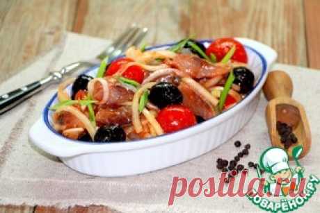 Маринованная сельдь с луком и маслинами - кулинарный рецепт
