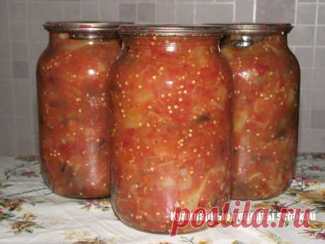 Баклажаны в томатном соке с перцем