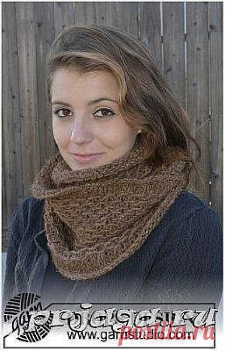 Вязание спицами - шарф хомут узором «Соты»