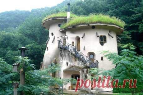 Incredible storybook homes you won't believe are real