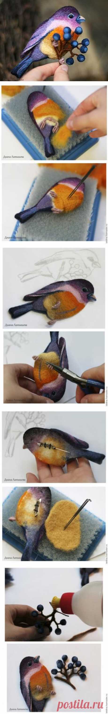 Валяем брошь «Птица – сентябринка» - Ярмарка Мастеров - ручная работа, handmade