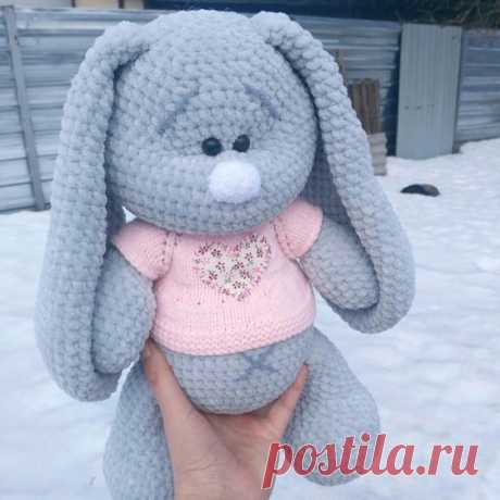 PDF Плюшевый Заяц. FREE amigurumi crochet pattern. Бесплатный мастер-класс, схема и описание для вязания амигуруми крючком. Вяжем игрушки своими руками! Зайка, кролик, заяц, зайчик, rabbit, hare, bunny, hase, lebre, lapin, coelhinho. #амигуруми #amigurumi #amigurumidoll #amigurumipattern #freepattern #freecrochetpatterns #crochetpattern #crochetdoll #crochettutorial #patternsforcrochet #вязание #вязаниекрючком #handmadedoll #рукоделие #ручнаяработа #pattern #tutorial #häkeln #amigurumis