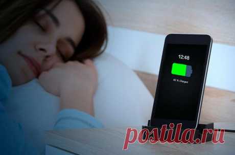 Почему не следует класть сотовый телефон на тумбочку возле кровати | Энергофиксик | Яндекс Дзен