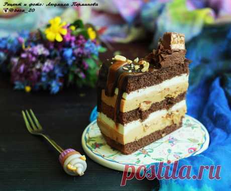 Рецепт торта Сникерс с кремом Шантильи и карамельным муссом | HomeBaked