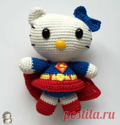 MADRES HIPERACTIVAS: manualidades y DIY con y para niños: Amigurumi Hello Kitty Superwoman, Patrón Gratis