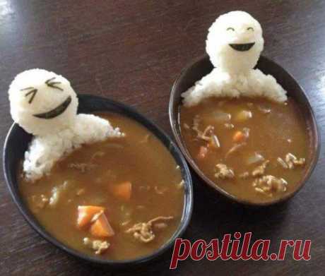 Я, конечно, знал, что корейцы - изобретательный народ, но чтобы так подавать суп!...
Александр Цой