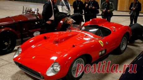 Красавец Ferrari 1957 года был продан за рекордные 32 миллиона евро