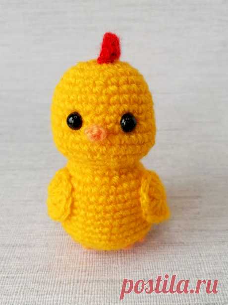 PDF Цыплёнок крючком. FREE crochet pattern; Аmigurumi bird patterns. Амигуруми схемы и описания на русском. Вязаные игрушки и поделки своими руками #amimore - маленький цыпленок, цыплята.