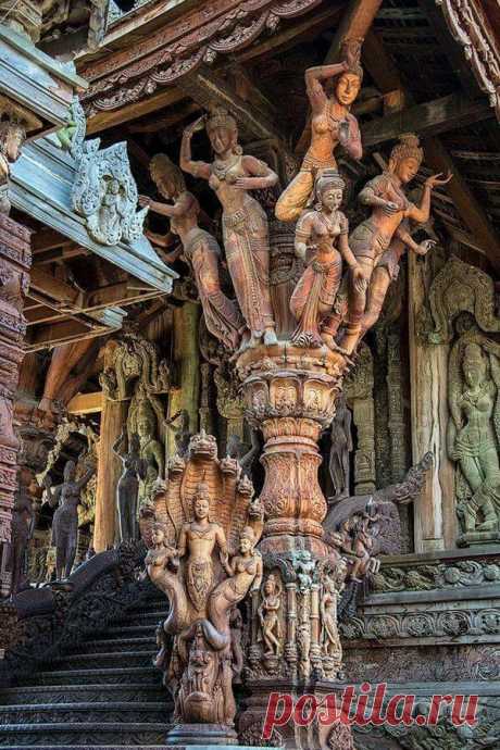 a.fishtrap — arjuna-vallabha: Temple of Truth, Thailand