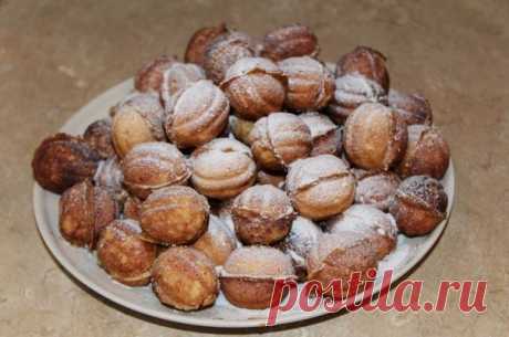 Как приготовить печенье орешки со сгущенкой - рецепт, ингридиенты и фотографии