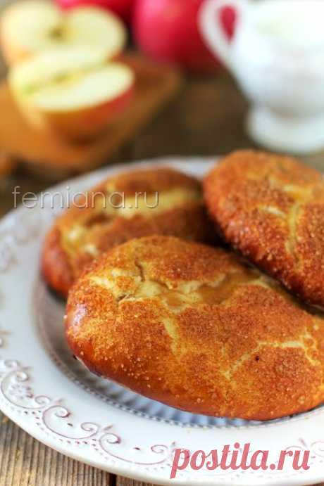 Нежные и вкусные пирожки с яблоками в духовке | FEMIANA