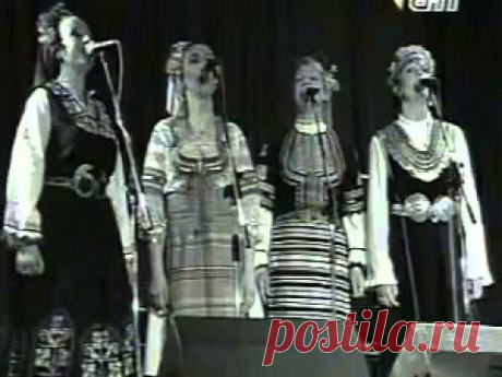 Goran Bregović - Ružica si bila - (LIVE) - Sarajevo - 2000 Label and copyright: Goran Bregović Zabranjeno svako kopiranje video i/ili audio snimaka i postavljanje na druge kanale! Music: lyrics: Arr: