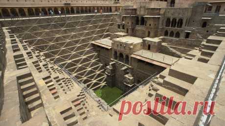 Chand Baori Stepwell in India This geometric dream is India's best kept secret.