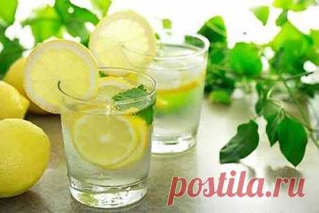 Причины для того, чтобы пить воду с лимоном натощак | Домохозяйка