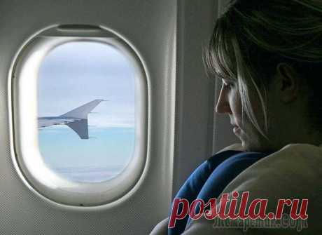 Молитва в дорогу на самолете: надежная защита в воздушном путешествии
