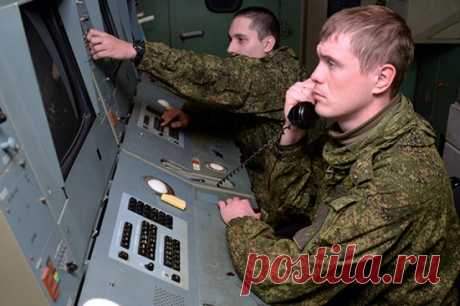 Средства ПВО сбили над Псковской областью украинский беспилотник. Атака произошла ночью.