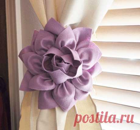 TWO Dahlia Flower Curtain Tie Backs Curtain Tiebacks by bedbuggs