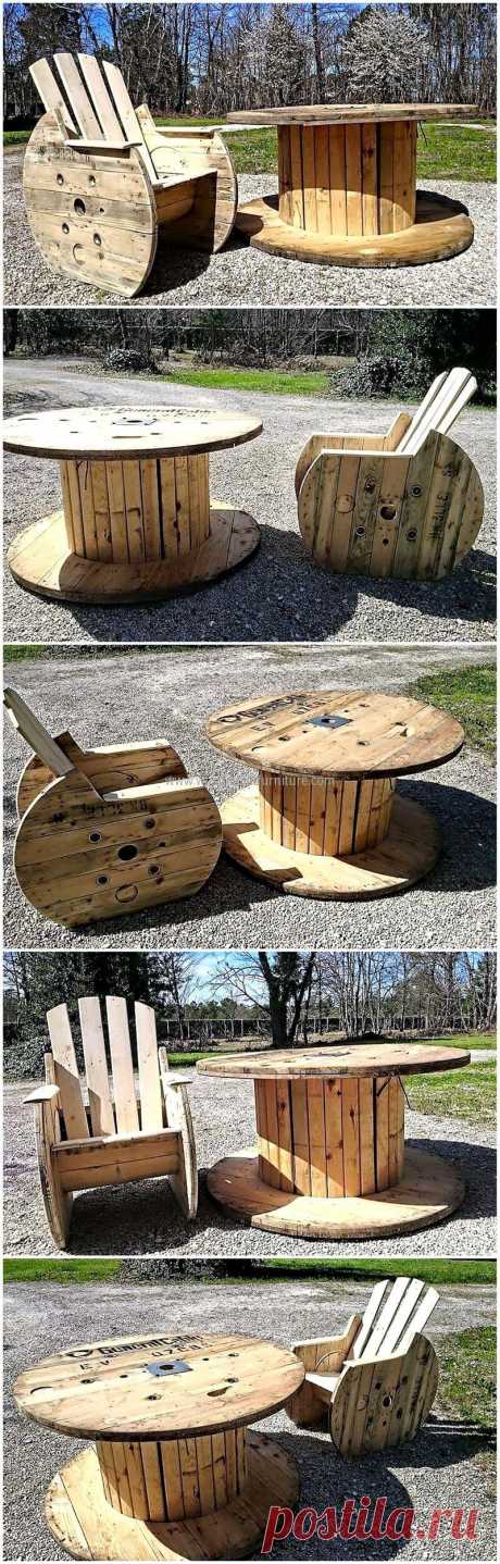 Reclaimed Cable Reel Pallets Patio Furniture Set | Wood Pallet Furniture