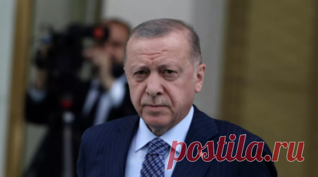 Эрдоган предложил парламенту ратифицировать протокол о вступлении Швеции в НАТО. Турецкий президент Реджеп Тайип Эрдоган внёс на рассмотрение в парламент протокол о вступлении Швеции в НАТО. Читать далее