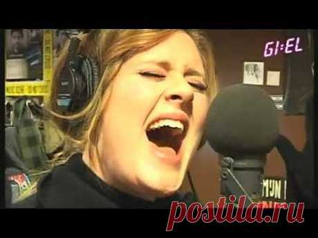 Adele LIVE: Rolling in the deep - YouTube