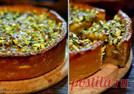 With love, taste and beauty... : Ароматный персиковый пирог с фисташками и миндалем