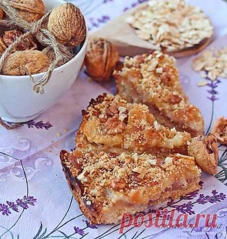 &quot;Хрустящий&quot; пирог с грушами и грецким орехом.