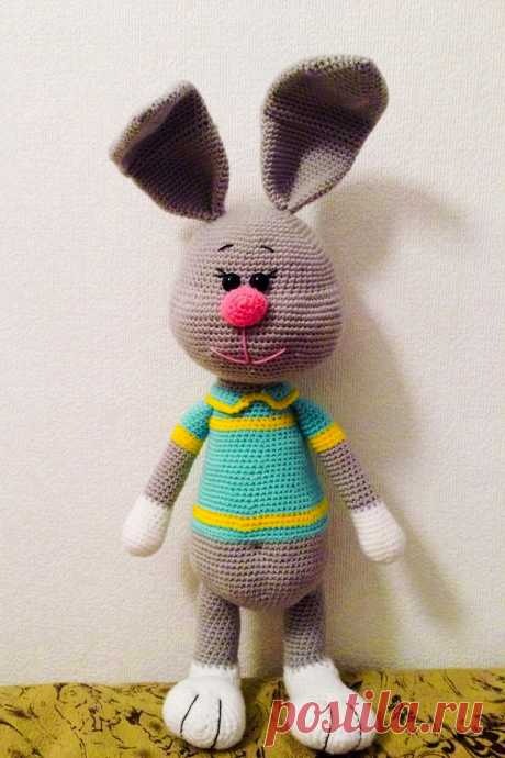 PDF Заяц Стёпка. FREE amigurumi crochet pattern. Бесплатный мастер-класс, схема и описание для вязания амигуруми крючком. Вяжем игрушки своими руками! Зайка, кролик, заяц, зайчик, rabbit, hare, bunny, hase, lebre, lapin, coelhinho. #амигуруми #amigurumi #amigurumidoll #amigurumipattern #freepattern #freecrochetpatterns #crochetpattern #crochetdoll #crochettutorial #patternsforcrochet #вязание #вязаниекрючком #handmadedoll #рукоделие #ручнаяработа #pattern #tutorial #häkeln #amigurumis