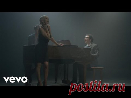 A Great Big World, Christina Aguilera - Say Something - YouTube