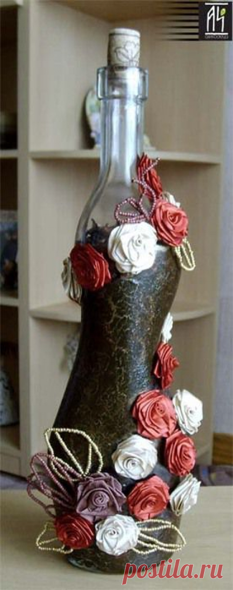 Декоративная бутылка с розами