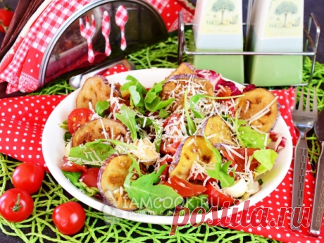 Итальянский салат «Пармиджано» — рецепт с фото Вы влюбитесь в этот салат, однозначно! Просто, вкусно, сытно и очень ароматно, как всегда в Италии! Рецепт моей итальянской подруги!
