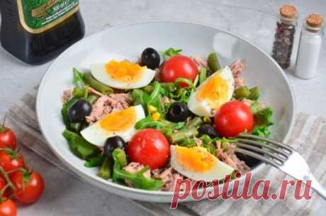 Салат с рукколой, маслинами и тунцом – простой и вкусный рецепт с фото (пошагово)