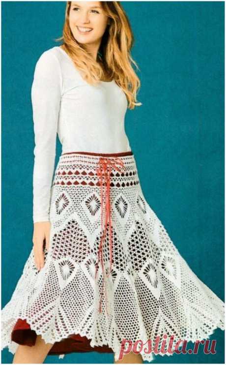 INCREDIBLY BEAUTIFUL CROCHETED SKIRT