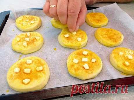 Погрузите в тесто замороженное сливочное масло и получите карамельные булочки