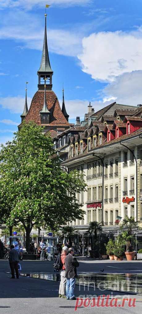 Bear Plaza - Bern - Switzerland by JH Photo Service