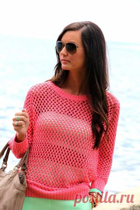 «Коралловый пуловер от Zara»