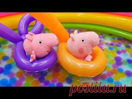 Свинка Пеппа новая серия! Детское видео: Игрушки #PeppaPig 🐷 плавают в  бассейне 🏊 Беда с Джорджем ⚡