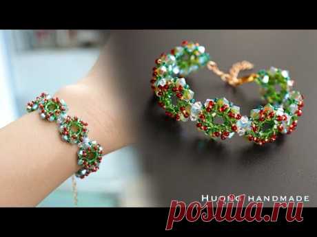 Christmas wreath bracelet. How to make beaded bracelet with bicone and seed beads