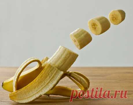 Все о бананах
 Какие же блюда можно сделать из бананов, полезные свойства и секрет их хранения. Об этом блог сегодня. Есть несколько способов насладиться этим восхитительным плодом: 1. Наслаждайтесь сырым бананом. 2. Сделайте свой собственный охлажденный банановый молочный коктейль – идеальное сочетание кальция из молока и различных питательных веществ из банана. 3. Если вам не нравится молочный коктейль, наслаждайтесь охлажденным стаканом […]
Читай дальше на сайте. Жми подробнее ➡
