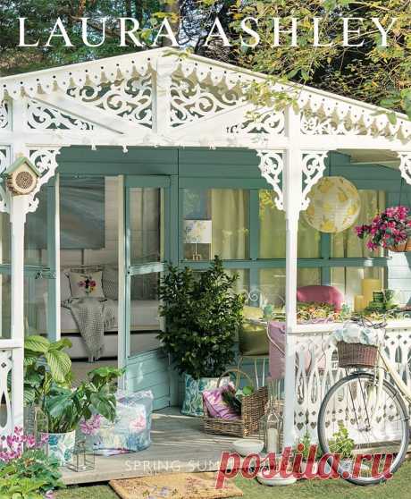 (3) Laura Ashley - Home