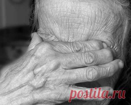 87-летнюю пенсионерку высмеяли в казахстанском банке – 365info.kz