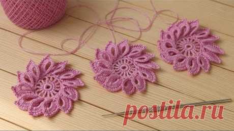 Простой ЦВЕТОК крючком МАСТЕР-КЛАСС вязание для начинающих how to crochet a flower for beginners