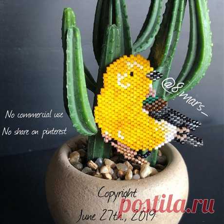 Un joli petit oiseau jaune s’est posé sur mon cactus.... 🎶 . . . . .

Je lui apporterai quelques modifications couleurs mais je l’adore.... 💛 et vous.? 😁. . . . .

#motif8mars #jesuisunesquaw #broche #brooch #broches #jenfiledesperlesetjassume #perlezmoi #miyuki #oiseau #oiseaux #nature #bird #birds #yellowbird #madeinfrance #creatricefrancaise #bijoux #jewel #jewels #jewellery #jewelry #naturelover💚 #faitmain #handmade #diy #perleuseaddict #miyukibead #handmadejewelle...